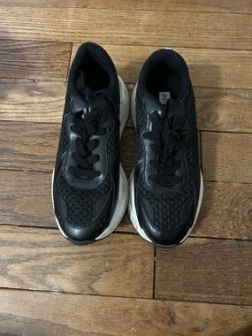 Steve Madden Black and White Chunky Lace-Up Sneakers